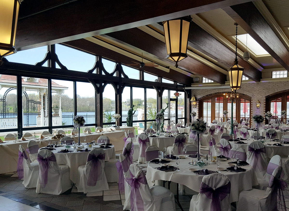 golden-mast-inn-interior-wedding